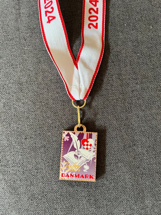 Medalje 2024 - årstalsbånd - spec. edition